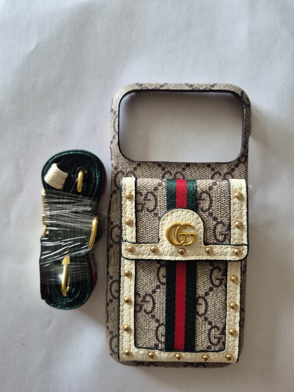 17 pro max Gucci Monogram Stripe Phone Case with Card Pocket - Picture 6 of 6